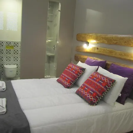 Goodtime Marques בית הארחה 3*