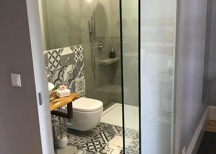 Goodtime Marques Pensión