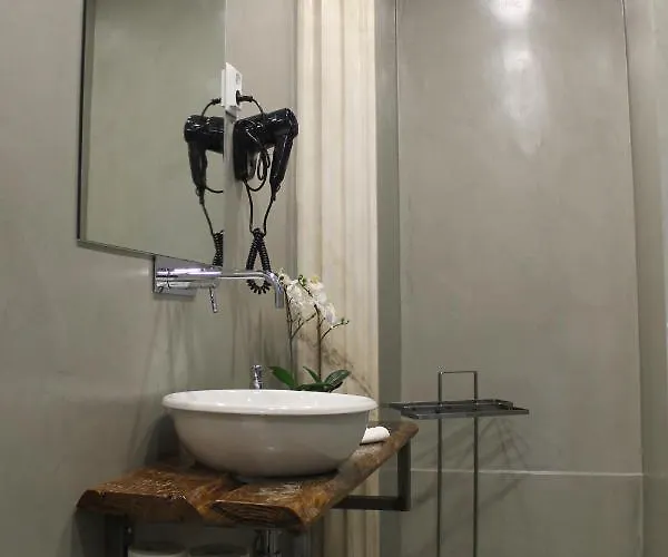 Goodtime Marques Pensión