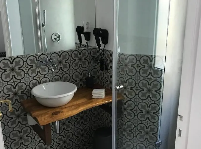 Goodtime Marques Pensión